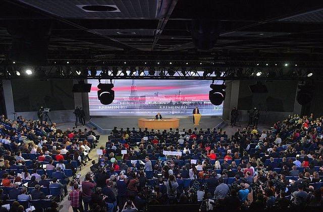 Итоги 2015. О пресс-конференции В.В.Путина. Успокоительный эффект на  фоне обостряющейся международной ситуации, падающих нефтяных цен и кризиса в экономике