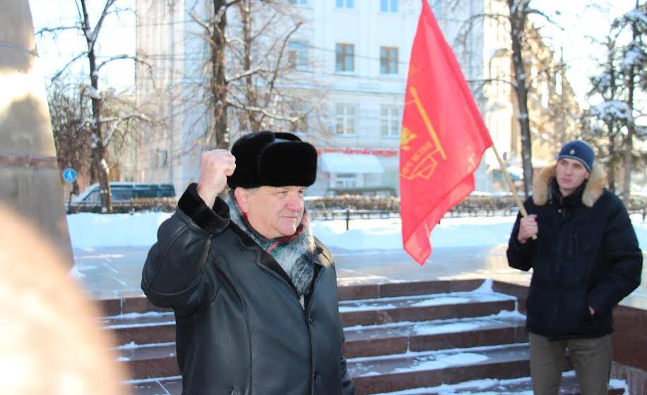 Рязанская область: Ленин и теперь живее всех живых!