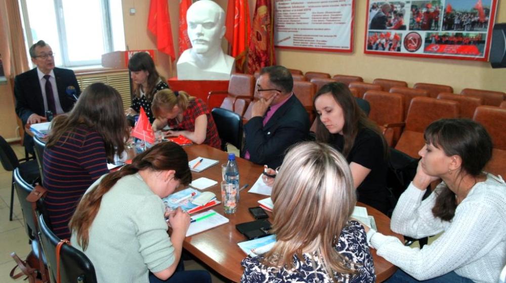 В.Г. Поздняков: «Оптимизация переводит медицину и образование на платную основу!»