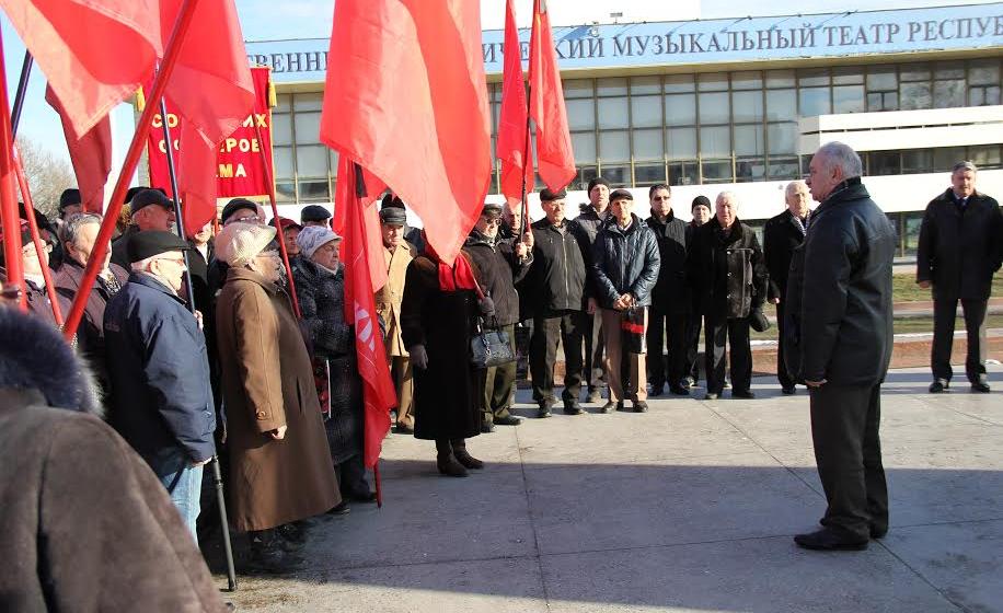 День памяти Владимира Ильича Ленина отметили в Крыму