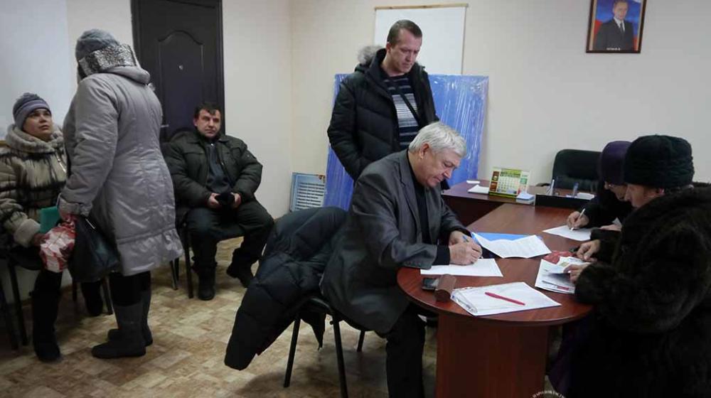 «Троекуровская аномалия». Н.В. Разворотнев провёл приём избирателей в селе Троекурово Лебедянского района