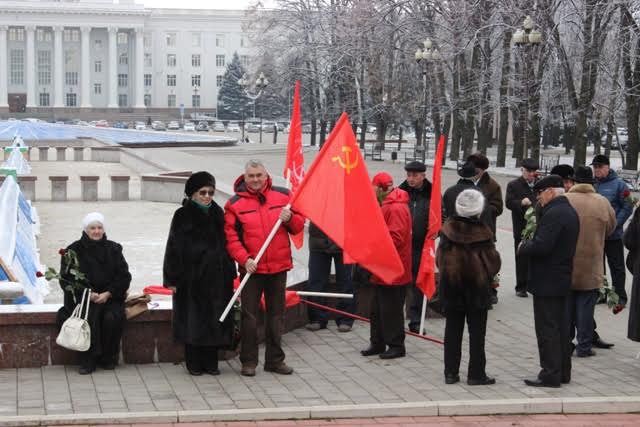 Коммунисты Кабардино-Балкарии почтили память Владимира Ильича Ленина