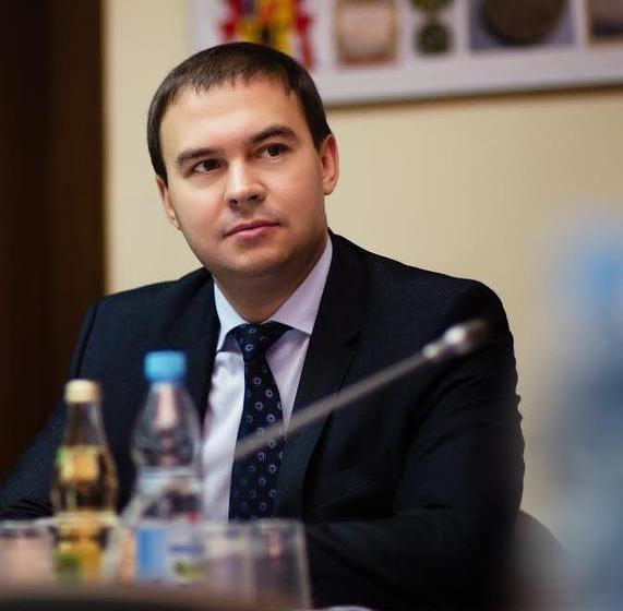 Ю.В. Афонин: Нельзя бороться с кризисом ценой здоровья молодежи