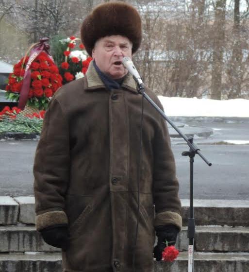 Коммунисты Иванова возложили цветы к памятнику М.В. Фрунзе
