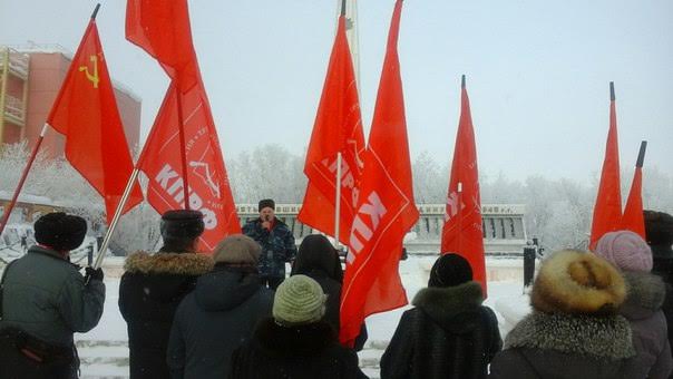 Ямало-Ненецкий АО. В Салехарде состоялся праздничный митинг, посвященный Дню Советской Армии и ВМФ