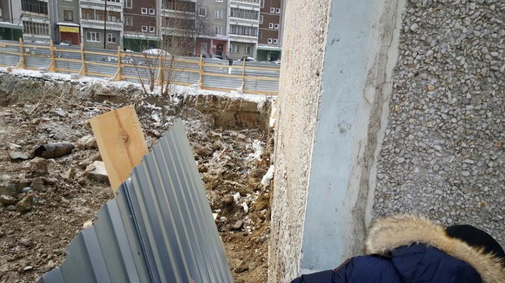 Свердловские коммунисты в ходе дворовой встречи поддержали противников точечной застройки