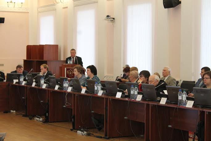 Первый секретарь Псковского обкома КПРФ А.А. Рогов: КПРФ предлагает курс на выход из кризиса