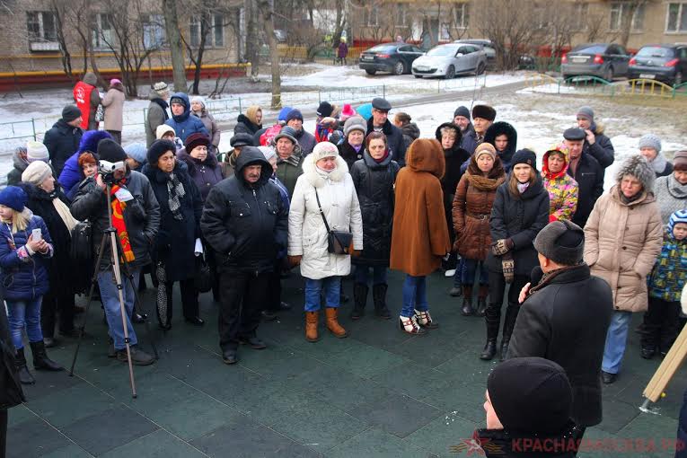 Провокаторы на встречах Валерия Рашкина с москвичами работают за еду