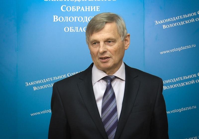 Вологодская область. Депутаты-коммунисты проголосовали против снятия 3,5 миллионов рублей с областного здравоохранения