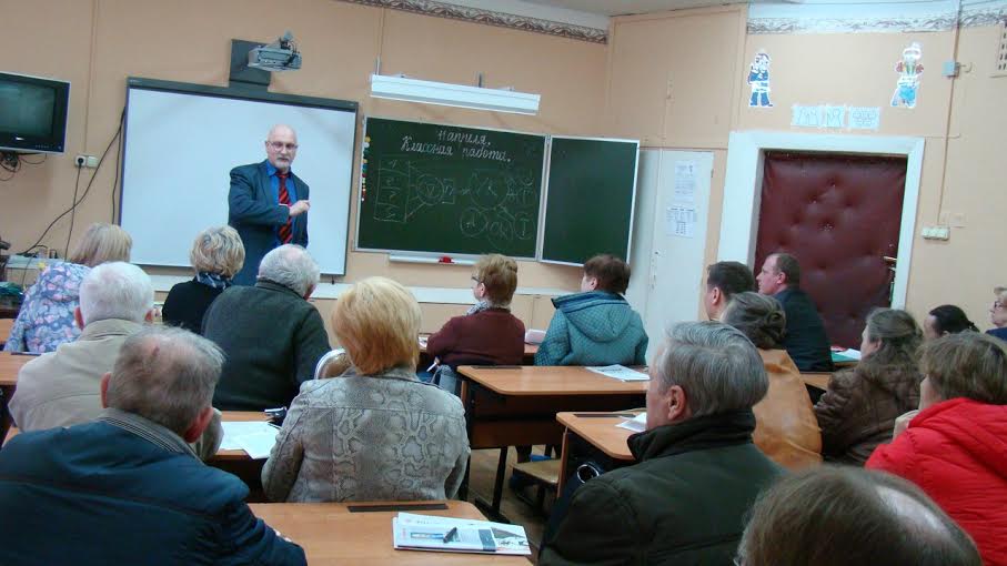 Коммунисты города Иваново проводят семинары по вопросам ЖКХ
