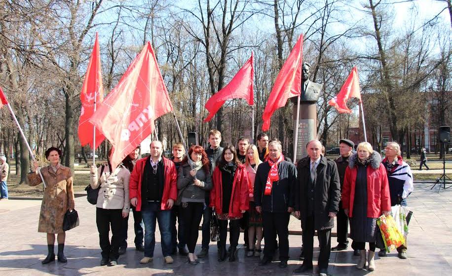 Коммунисты и жители Рязани отметили День космонавтики