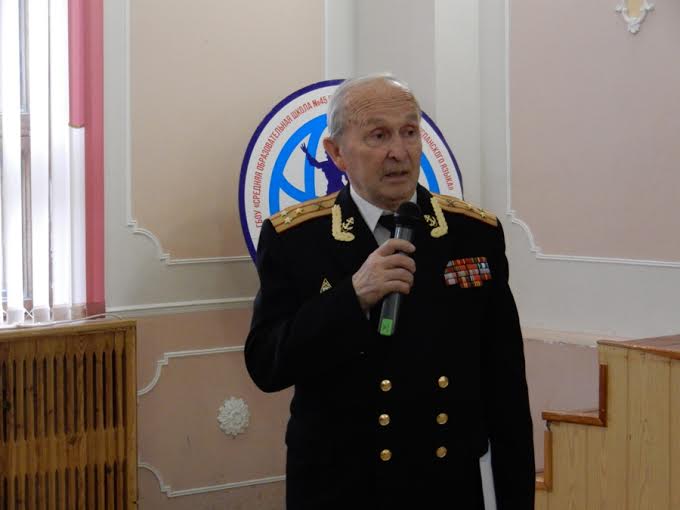 Севастопольские коммунисты и комсомольцы приняли участие в праздничном концерте, посвящённом годовщине создания Училища береговой обороны имени ЛКСМУ