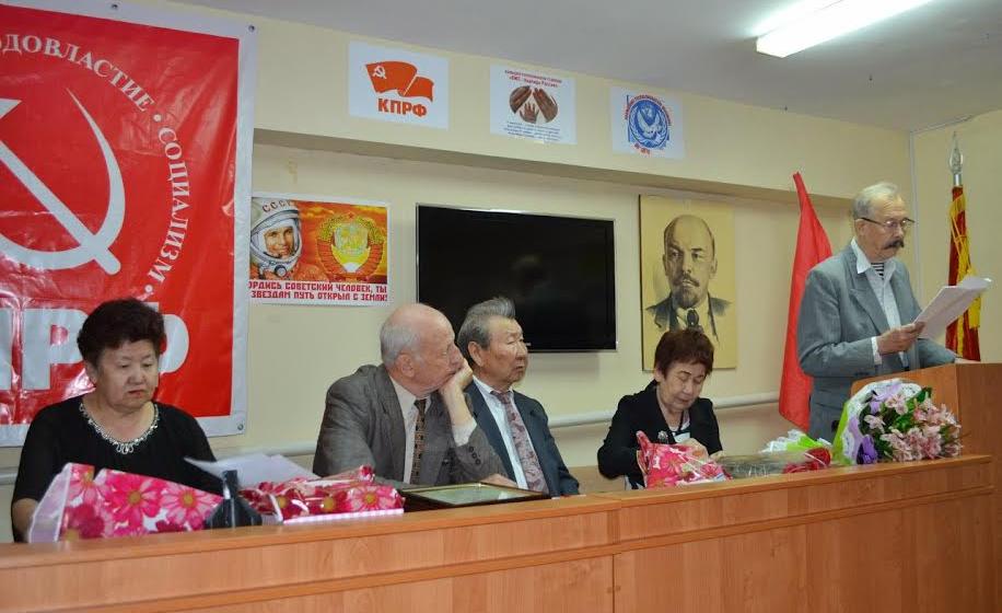 Республика Калмыкия. И юный Октябрь впереди!
