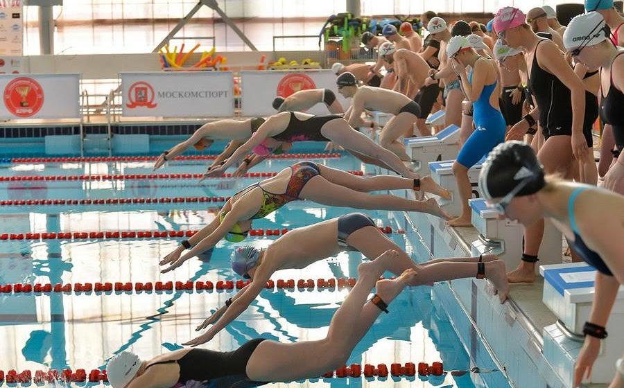 Плавание. «Кубок чемпионов» спортклуба КПРФ собрал более 400 участников