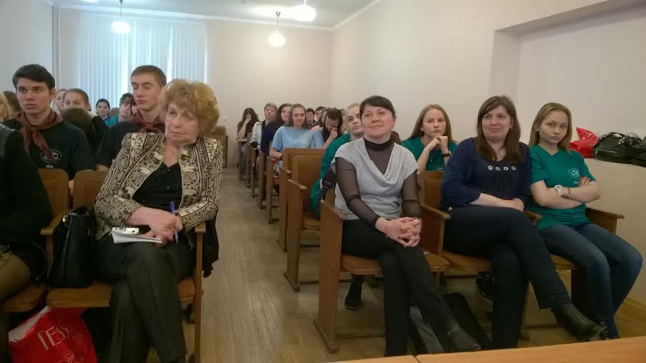 Рязанские коммунисты и комсомольцы приняли участие в дискуссии «Роль и место политических партий в региональной политике» 