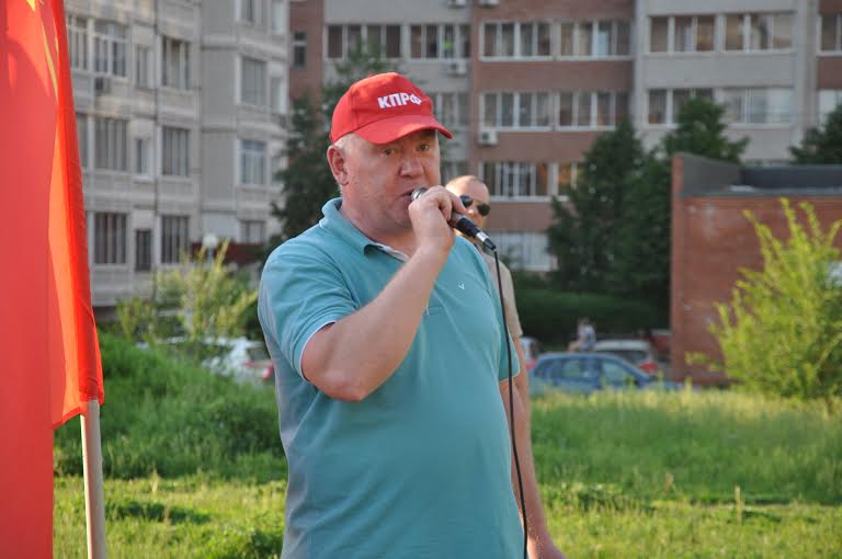 Самарская область. Тольяттинцы вышли на митинг за строительство школы