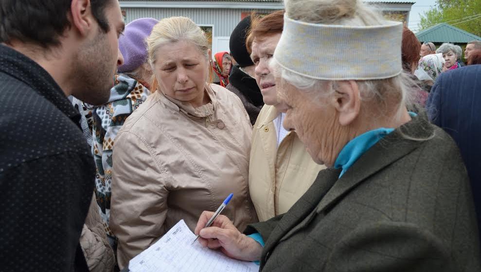 Депутат-коммунист Олег Лебедев активно проводит встречи с избирателями