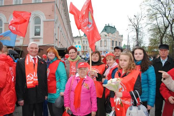 Депутат Госдумы Николай Рябов принял участие в первомайском шествии и митинге КПРФ в Нижнем Новгороде