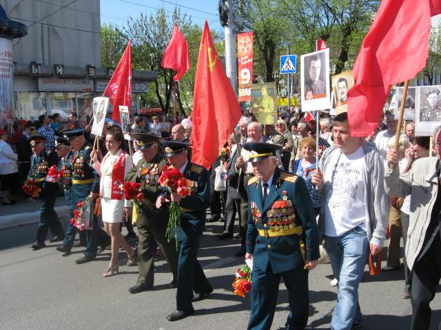 Калуга. Память о Великой Победе священна!