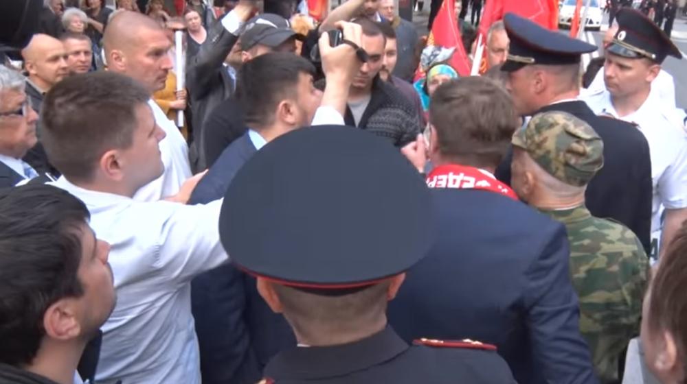 Краснодарские «МАЙДАУНЫ» пытались сорвать первомайское шествие КПРФ