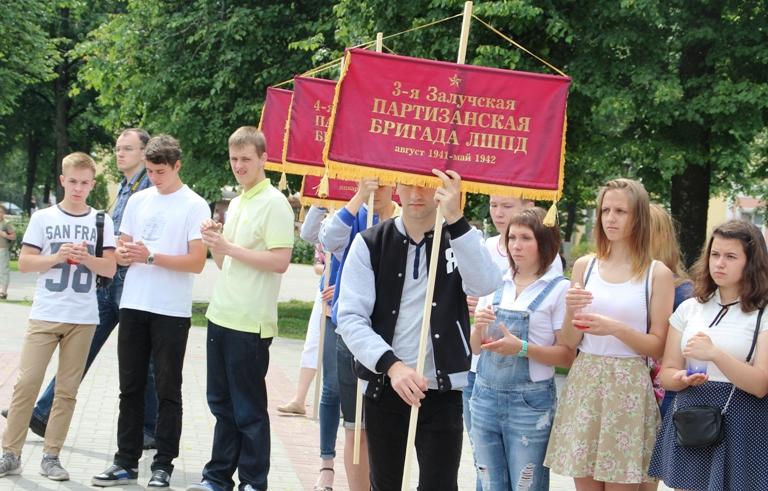 В Великом Новгороде прошел митинг, посвящённый 90-летию со дня рождения партизана Лёни Голикова