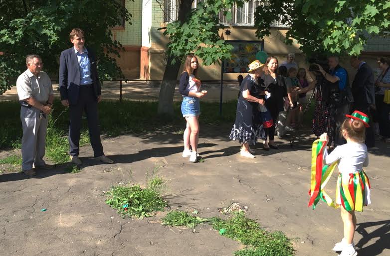 В Орле депутаты-коммунисты организовали праздник в День защиты детей