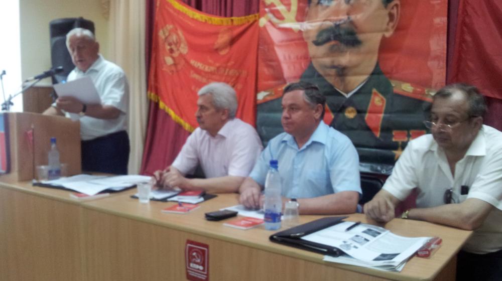 Н.М.Харитонов на окружном совещании партактива в Армавире: Обсуждены итоги XVI Съезда партии и определены ближайшие выборные задачи