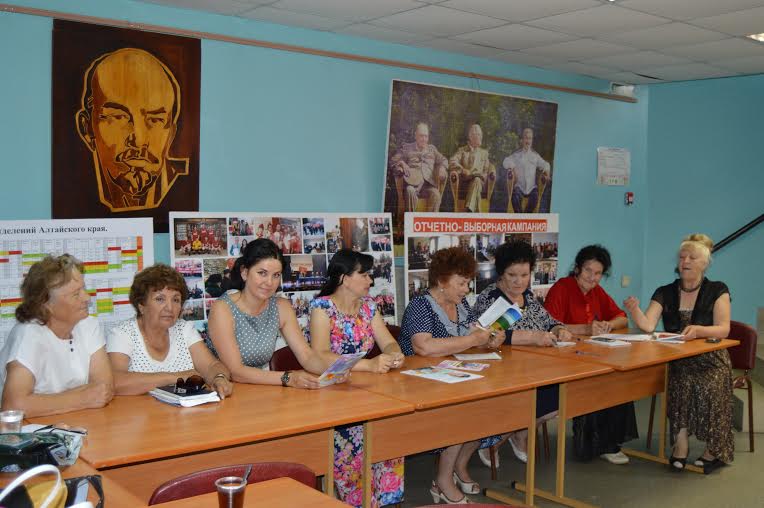 Алтайский край. Актив женского движения в Барнауле подвел итоги работы и наметил много планов.