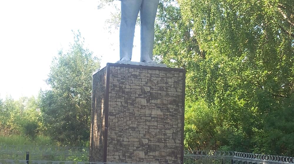 Чувашская республика. В селе Новые Чукалы Шемуршинского района открыли памятник В.И. Ленину