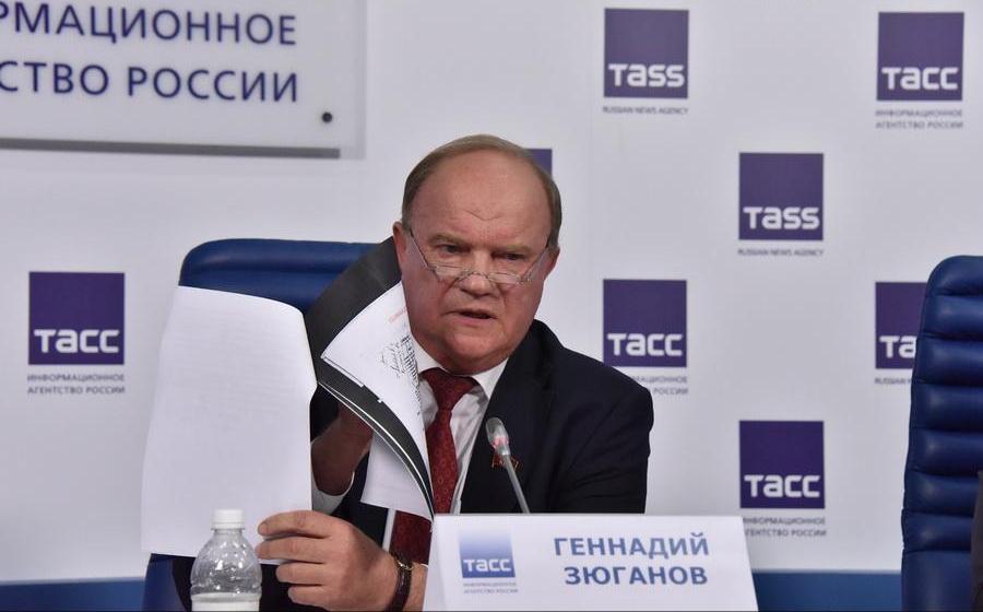 Г.А. Зюганов  считает, что Конституционный суд может отменить решение Центризбиркома и восстановить С.П. Обухова в списках кандидатов Госдумы от КПРФ