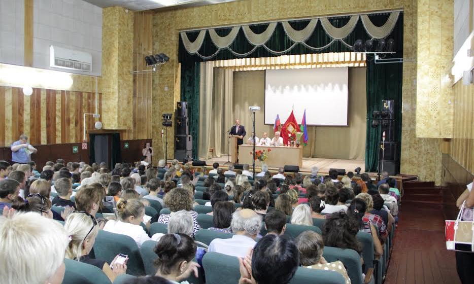 Первый секретарь Краснодарского крайкома КПРФ Николай Осадчий: «Речь идет о выборе между продолжением политики кризиса и курсом перемен к лучшему!»
