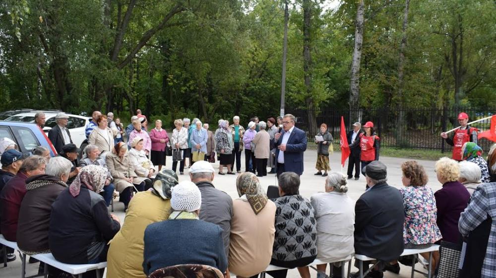 Состялись встречи кандидатов в депутаты Московской областной Думы от КПРФ Александра Наумова и Ирины Тютьковой с избирателями в Михнево и Озерах