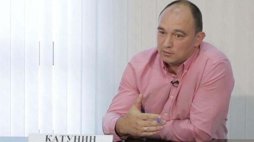 "Росбалт": В теледебатах кандидатов в Госдуму по 46 Краснодарскому одномандатному округу приняли участие только два политика. Мэр-единорос не явился