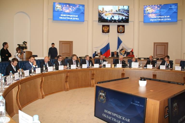 Первый секретарь Новгородского обкома КПРФ В.Ф.Гайдым: "Выборы вице-спикеров областной Думы подтвердили, что кадровые эксперименты над областью продолжаются"
