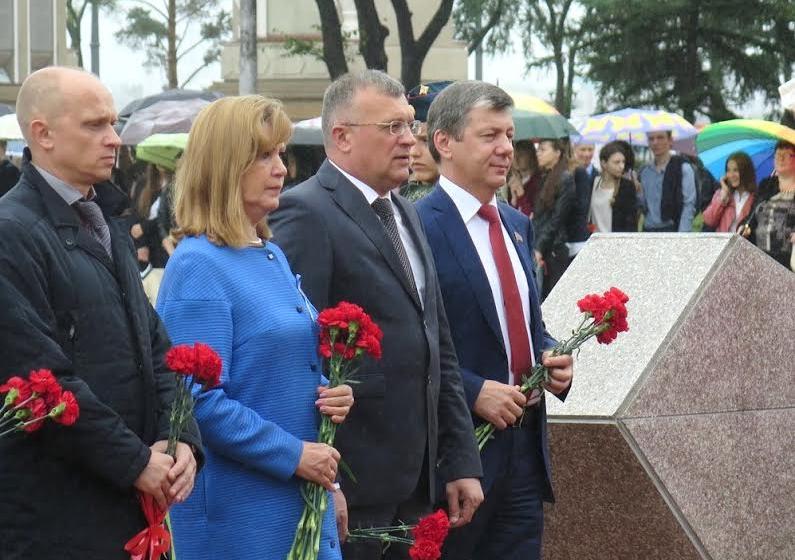 Д.Г. Новиков в Благовещенске принял участие в праздновании 71-й годовщины Победы над милитаристской Японией