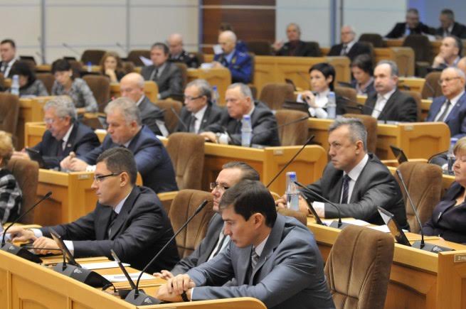 Первый секретарь Коми рескома КПРФ Олег Михайлов: Основная налоговая нагрузка должна ложиться на сверхбогатых граждан