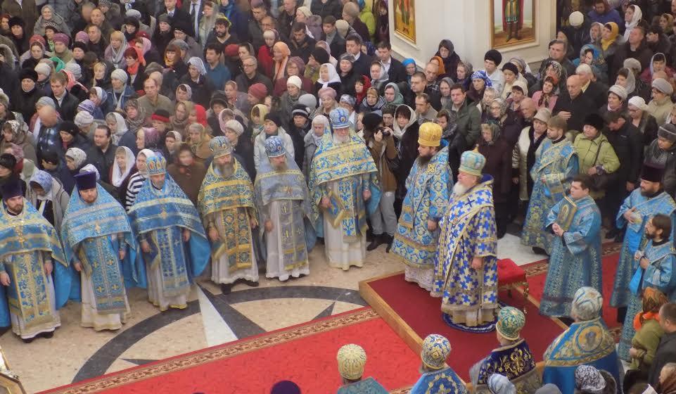 «Держава стоит на четырех столпах: сильная государственная власть, высокая духовность, соборность и чувство справедливости», - считает Сергей Гаврилов