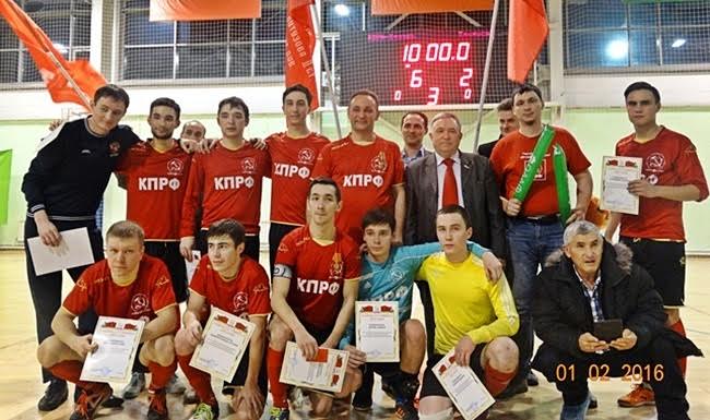 Республика Татарстан. Команда "КПРФ-Казань"  выходит на старт. Пожелаем успеха ребятам!