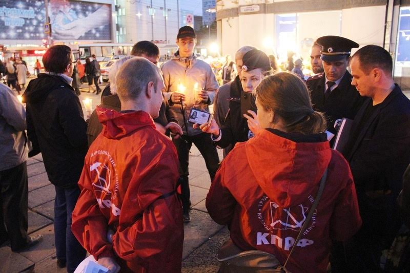 Полицейский произвол на памятном мероприятии КПРФ в Саратове