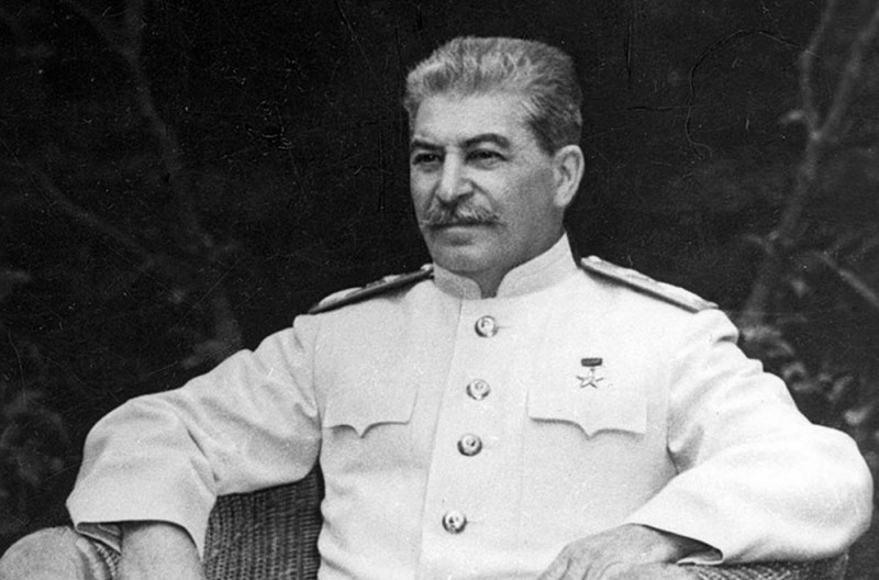 Руки Сталина на глотке современной элиты!