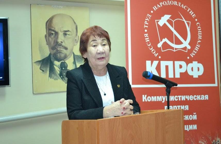 Верны идеям Великого Октября! Коммунисты Калмыкии широко отметили годовщину революции 