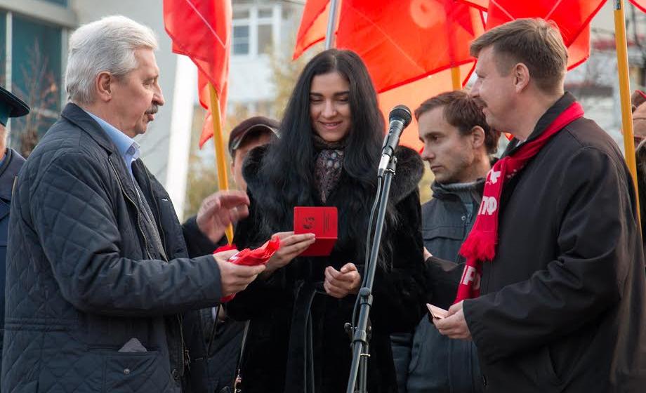В честь Великого Октября в Краснодаре состоялись демонстрация и митинг