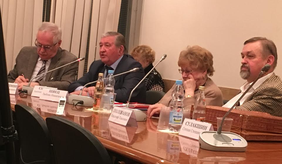 В.Н. Тетёкин: Независимые экономисты и предприниматели считают, что нынешний курс власти имеет тупиковый характер