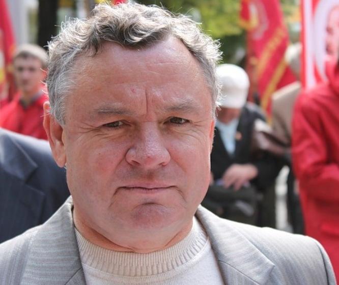 Краснодарский край. Руководитель фракции КПРФ Геннадий Шабунин выступил в краевом парламенте при обсуждении бюджета на 2017 год