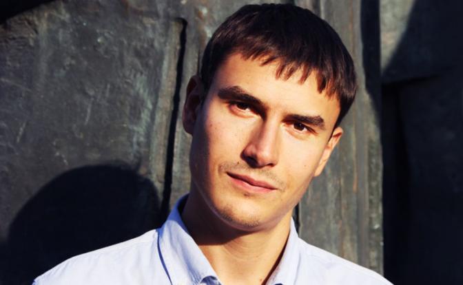 Сергей Шаргунов: Надо защищать своих. Иначе все слова о патриотизме будут пустыми и фальшивыми