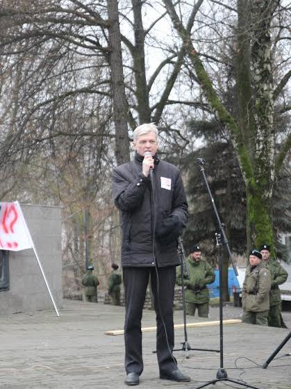 Как отмыть души единоросов в Год экологии? Митинг калининградских коммунистов