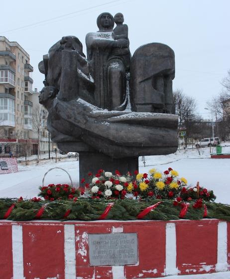 В Магадане отметили День неизвестного солдата