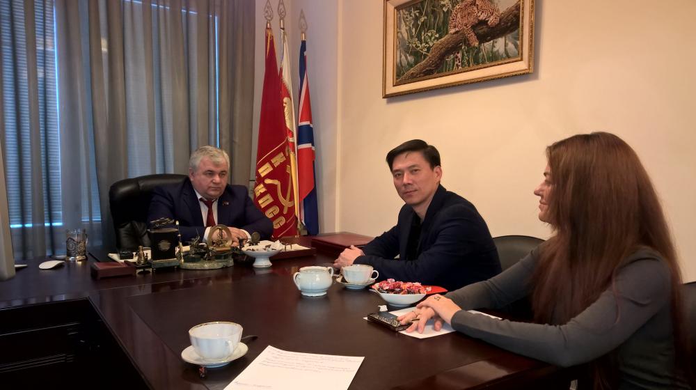 К.К. Тайсаев встретился с советником Посольства КНДР Пхе Мун Су 