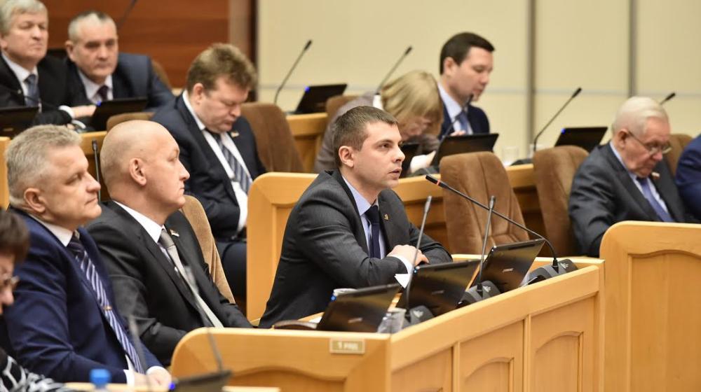 Республика Коми: В Госсовете «продавили» поправки в закон «Об образовании»
