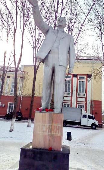 Приморский край. Коммунисты города Артёма отдали дань памяти Вождю революции